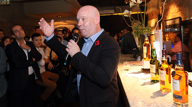 Darren Hosie, the Brand Ambassador for Chivas graced the launch of Glenlivet Founder's Reserve