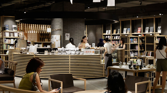 X  Coffee Isetan Lot 10 Japan Store