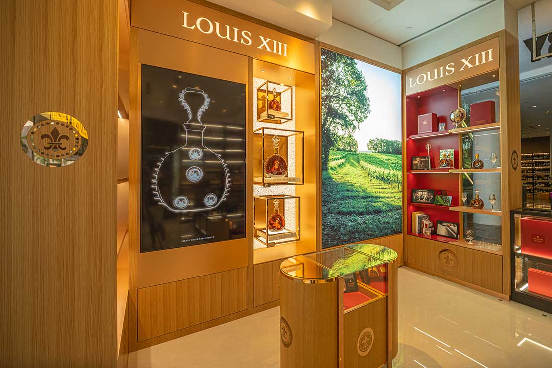 LOUIS XIII x The Whisky Distillery One Raffles Place