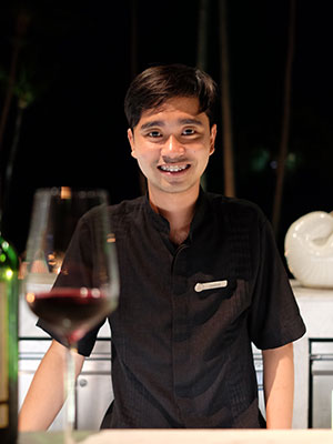 24-year-old Sommelier Aun