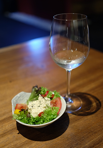 Junmai Daiginjo Blue x Salad