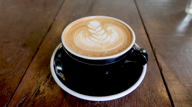 The history of milk coffee and how it helps your diet