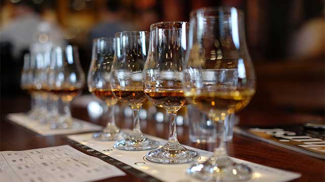 Peaty Whisky - A Tradition in Scotch Worth Sampling