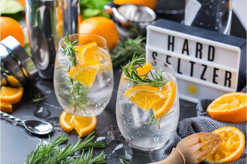 Hard-Seltzer-served-with-garnishes.jpg