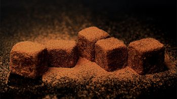 Thirstmag-Single-malt-whiskies-pairing-with-Demochoco-chocolate-truffles.jpg